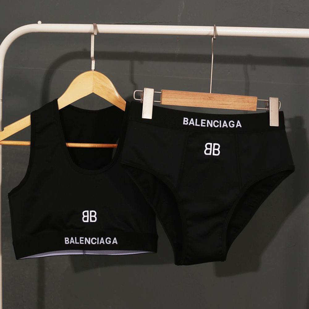 Conjunto Balenciaga chic